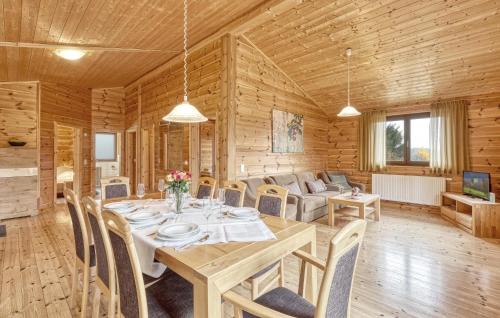 Fehrenbach Casa | 3 Bedroom Nice Home In Masserberg
