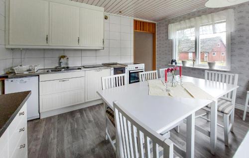 Blankered Casa | 3 Bedroom Nice Home In Knäred