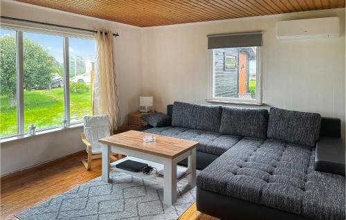 Varobacka Casa | 3 Bedroom Nice Home In Väröbacka