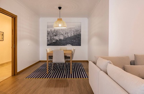 Paco De Arcos Apartamento | 3 Bedroom Oeiras Wonder W/ Balcony by LovelyStay