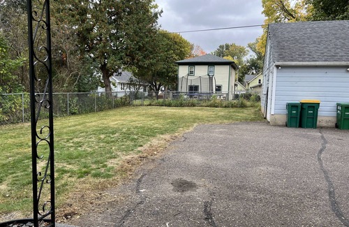 Stillwater Apartamento | 3 Bedroom Pet Friendly Stay