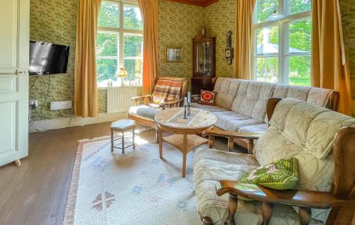 Grimsas Casa | 3 Bedroom Pet Friendly Home In Grimsås