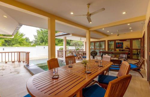 Nong Kae Casa | 3 Bedroom Pool Villa in Great Location CV3