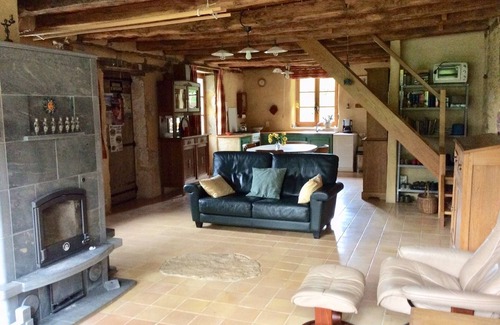 Lachapelle-Auzac Casa | 3 bedroom private vacation home in lachapelle-auzac