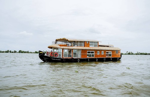 Alappuzha Alquiler De Eote | 3 bedroom private semi luxury houseboat with all meals