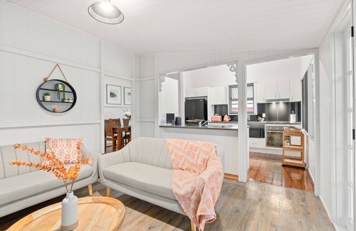 North Booval Casa | 3 Bedroom Queensland House in Ipswich