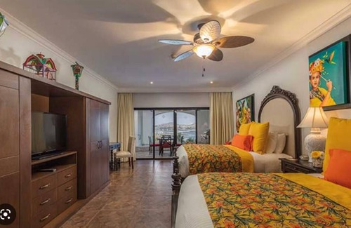Cabo Bello Complejo | 3-bedroom resort in wonderful Cabo San Lucas with WiFi, fitness room
