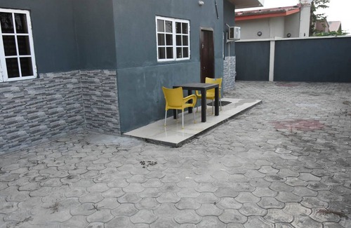 Epetu Casa | 3 Bedroom Short Let Apartment @ Mayfair Gardens Estate