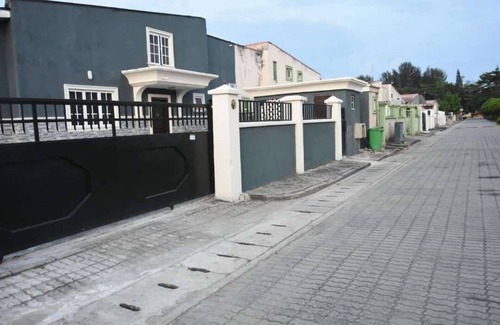 Epetu Casa | 3 Bedroom Short Let Apartment @ Mayfair Gardens Estate