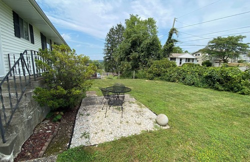 Star City Casa | 3-bedroom Single Floor House Close to Mylan Puskar Stadium
