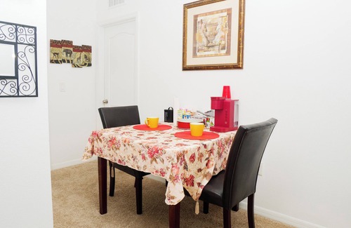St. Cloud Casa | 3-bedroom space near the beautiful Lake Nona 20 minutes from the airport No Pet