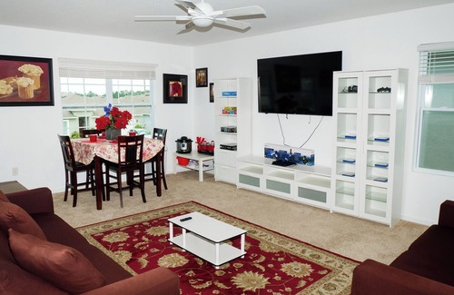 St. Cloud Casa | 3-bedroom space near the beautiful Lake Nona 20 minutes from the airport No Pet