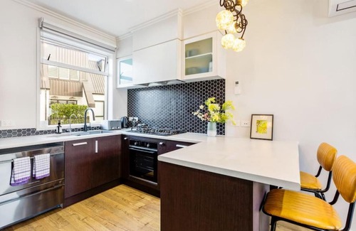 Hobsonville Casa | 3 Bedroom Stunner in Hobsonville - WiFi - Netflix