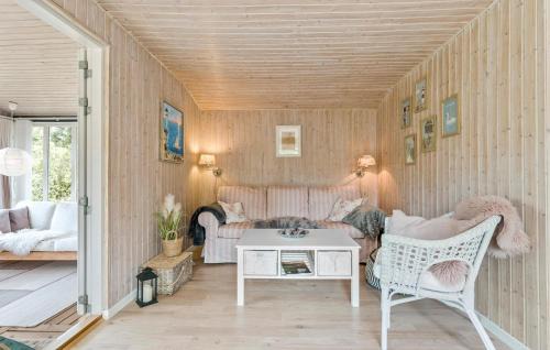 Hoeve Strand Casa | 3 Bedroom Stunning Home In Asnæs