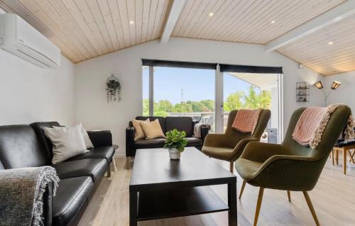 Hejlsminde Strand Casa | 3 Bedroom Stunning Home In Hejls