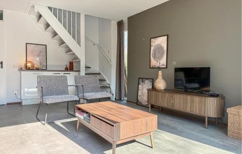 Hoeven Casa | 3 Bedroom Stunning Home In Hoeven