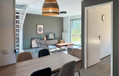 Hoeven Casa | 3 Bedroom Stunning Home In Hoeven