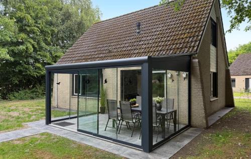 Hoeven Casa | 3 Bedroom Stunning Home In Hoeven