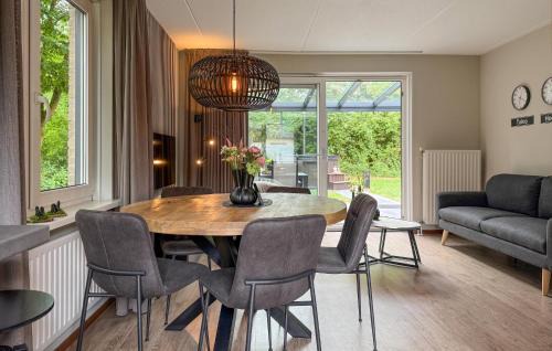 Hoeven Casa | 3 Bedroom Stunning Home In Hoeven