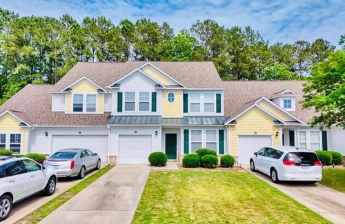 North Myrtle Beach Casa | 3-bedroom townhome in amazing North Myrtle Beach
