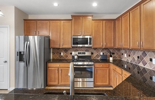 Lewisville Casa | 3-Bedroom Townhome in Lewisville with huge yard!