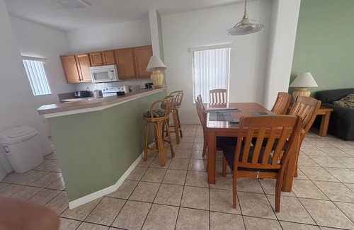 Crystal Cove Casa | 3-bedroom townhome in wonderful Kissimmee with fitness room, AC