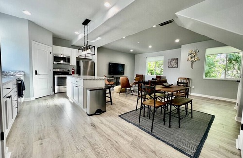 Ogden Casa | 3 Bedroom Townhome Suite