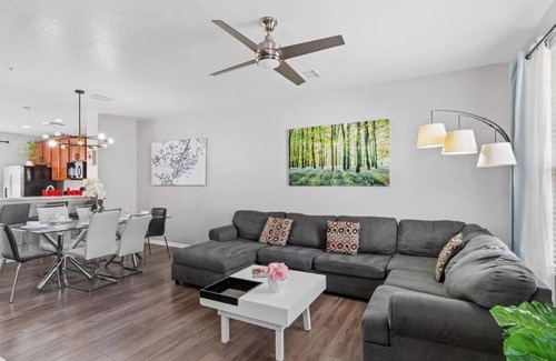 Florida Central Atlantic Coast Casa | 3-Bedroom Townhouse at Vista Cay Resort