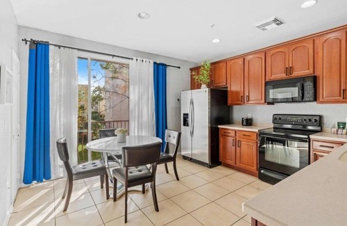 Florida Central Atlantic Coast Casa | 3-Bedroom Townhouse at Vista Cay Resort