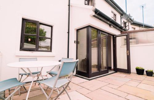 Ballyvaughan Casa | 3 bedroom Townhouse in the heart of the Burren