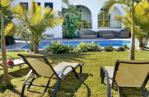 Latchi Casa | 3 bedroom tropical villa on the the coastline-2min to the Beach!