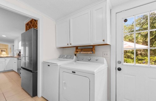 Pawleys Island Casa | 3 Bedroom Vacation Home with Salt Water Pool