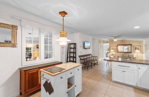 Pawleys Island Casa | 3 Bedroom Vacation Home with Salt Water Pool