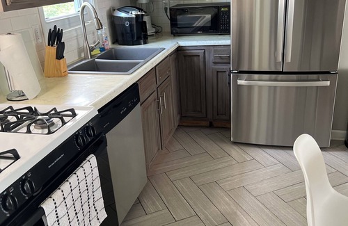 Speedway Casa | 3-bedroom vacation home just 3 minutes to Indianapolis Motor Speedway