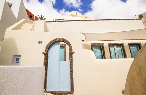 Oia Villa | Dionyssos Cave House