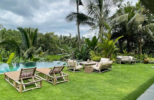 Tegallalang Villa | Villa de 3 dormitorios con maravillosas vistas y piscina infinita