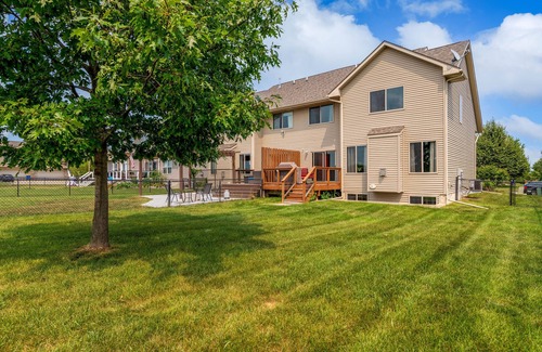 Wickham Casa | 3 Bedroom w/ King Suite - Home away from home!