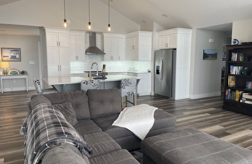 Brackley Beach Casa | 3 bedroom Waterfront Home | Brackley Bay | Booking September/October 2025!