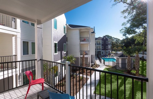 Windy Hill Condominio | 3-bedroom winter rental in charming North Myrtle Beach. Great location!