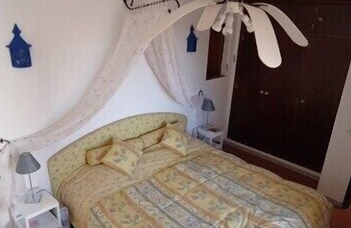 Conceicao e Cabanas de Tavira Villa | Villa de 3 dormitorios y 2 baños en urbanización con una gran piscina a pie de playa