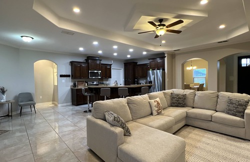 Brownsville Casa | 3 bedrooms, 2 baths, open concept kitchen and living