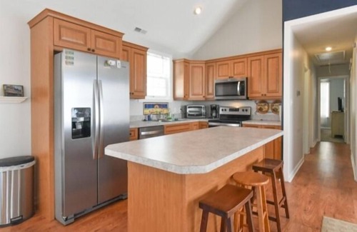 Montego Bay Casa | ¡Comunidad muy solicitada de Montego Bay, piscinas, tenis, en 130th St. en North Ocean City MD!