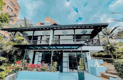 El Tesoro Apartamento | 3 Bedrooms 3.5 Bathrooms