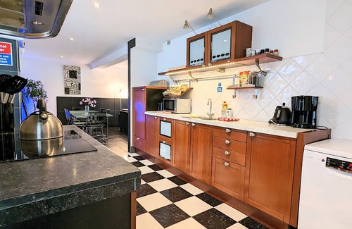 Binnenstad Apartamento | Apartamento de 3 dormitorios en el centro de la ciudad con zona exterior - B