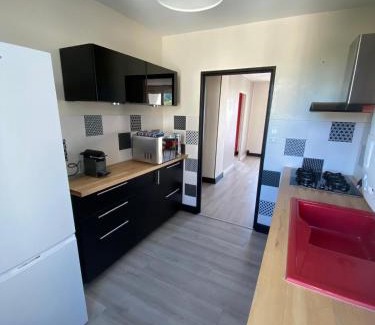 Saint-Martin Apartamento | 3 bedrooms apt near train & city center