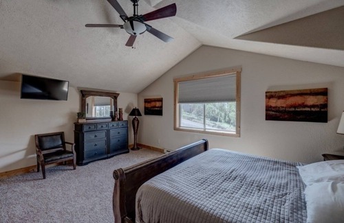 Lead Chalet De Esquí | HOLY TERROR CHALET AT TERRY PEAK - Adam Hendry by RedAwning
