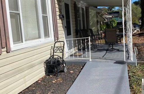 Winston - Salem Casa | 3 bedrooms close to hospital, downtown & College