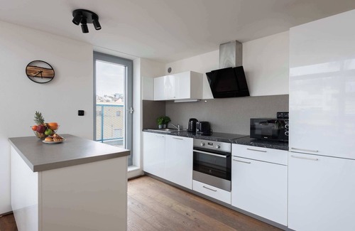 Karlin Apartamento | 3-bedrooms penthouse with large terrace