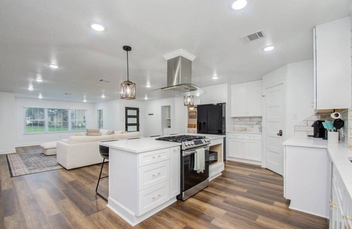 Braeswood Place Casa | 3 beds Houston HOME, Close NRG Stadium & Rodeo