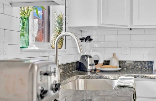 Lynn Haven Casa | 3 Blocks to Bay + Boat Parking + Renovated + 3 Bd